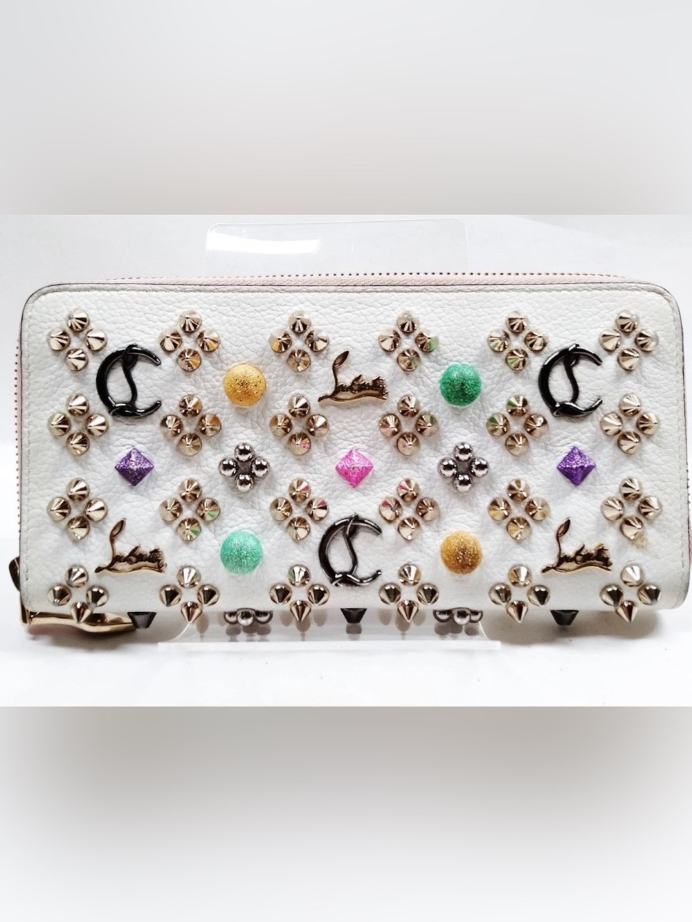 Christian Louboutin White Leather Studded Zip Wallet | Auth - Picture 4 of 14